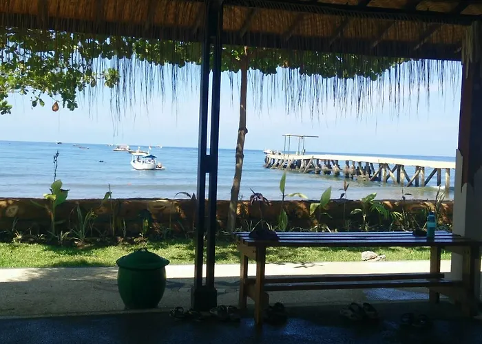 North Bali Beach Cottages *