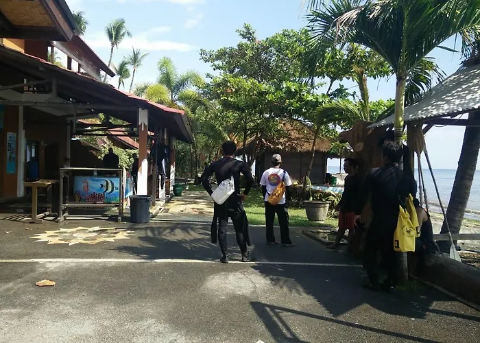 North Bali Beach Cottages ペムテラン