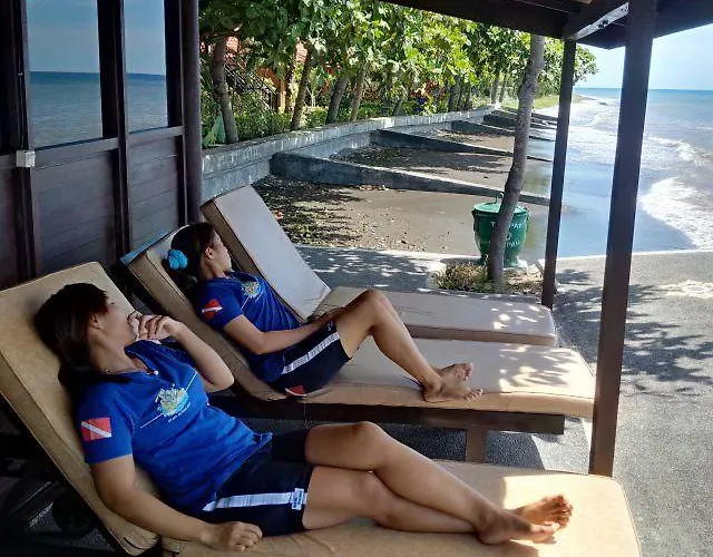 North Bali Beach Cottages